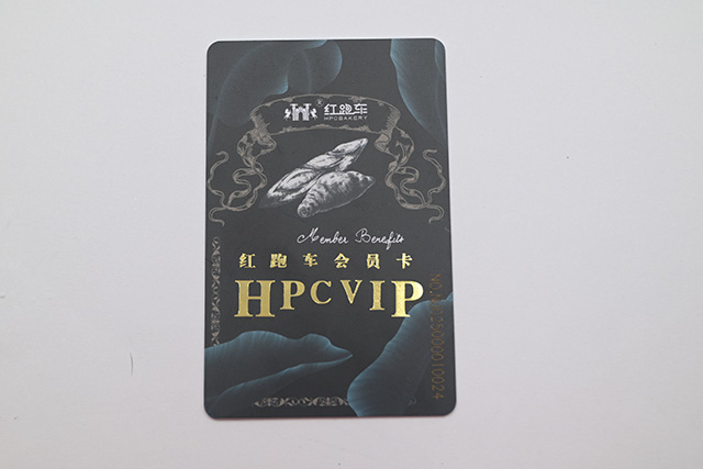 卡立方為您介紹：普通卡、ID卡、IC卡以及金屬卡的尺寸