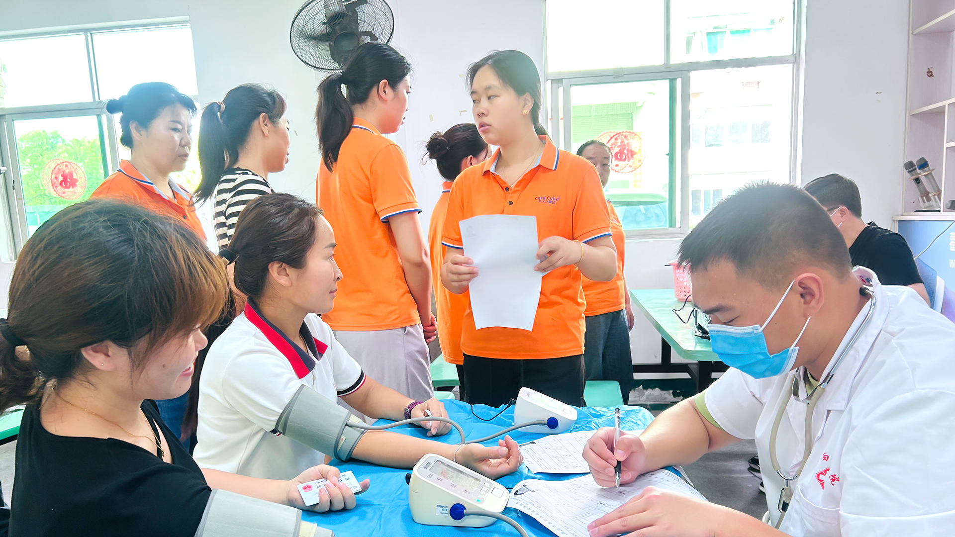 關愛員工健康 護航幸福未來 卡立方集團RFID智能卡工廠開展2025年員工健康體檢活動