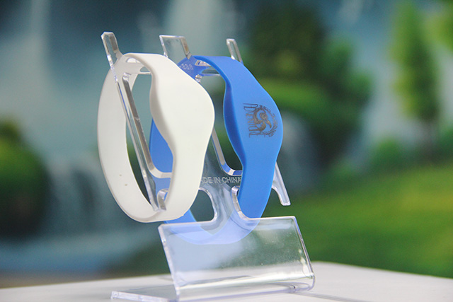 id硅膠腕帶保護套易變形，你找到它不回彈的原因了嗎？