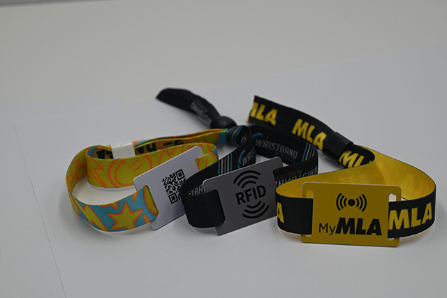 專(zhuān)業(yè)提供可視卡打印機(jī)廠家—卡立方制卡廠